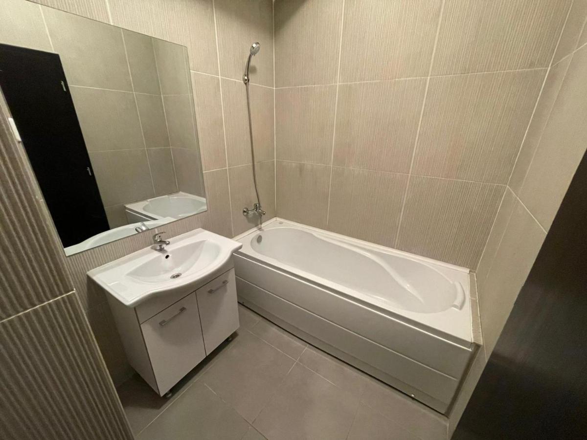Taste Of Iasi - Two Room Apartment - Central - Sunset Touch Exterior foto