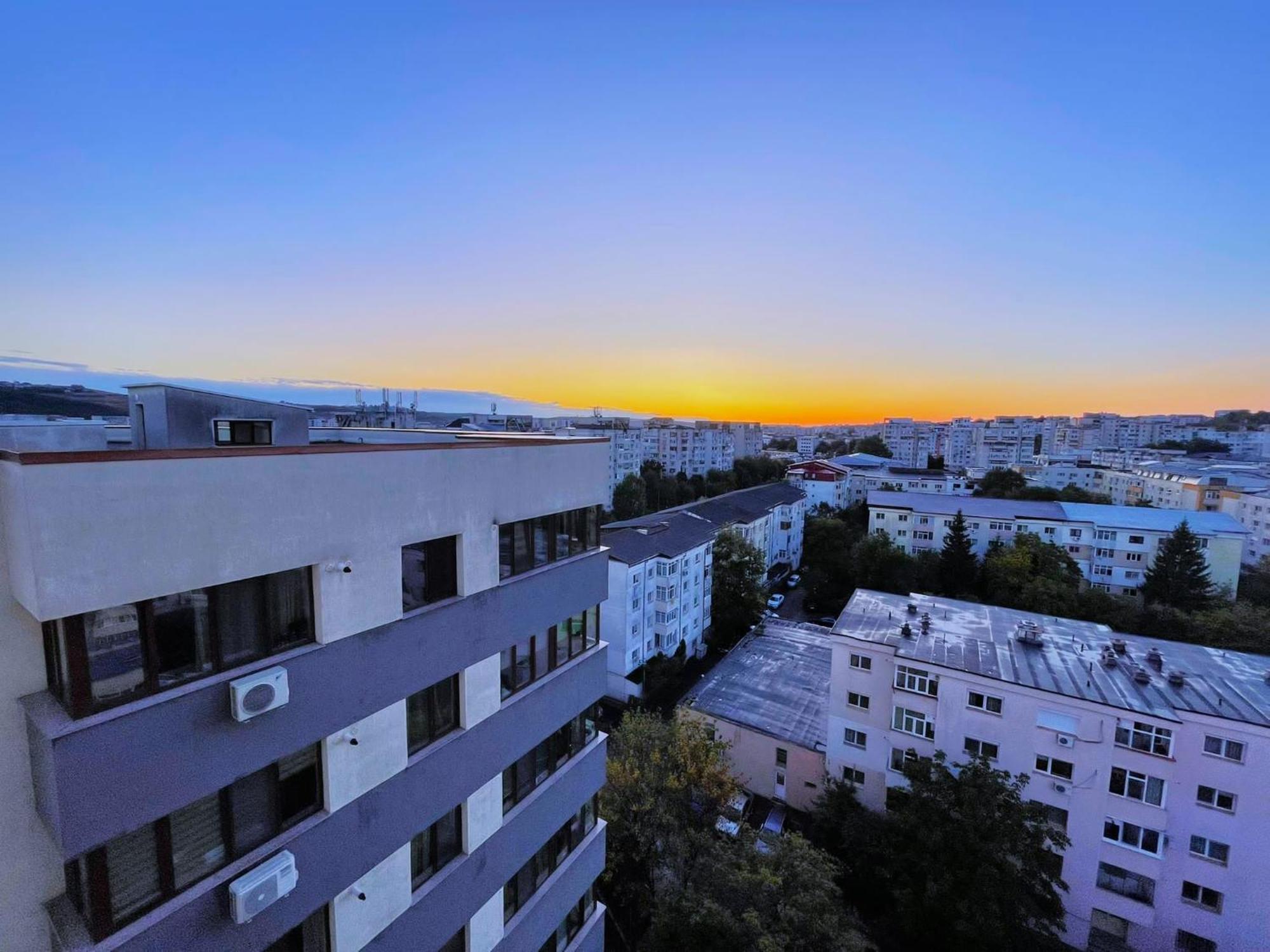 Taste Of Iasi - Two Room Apartment - Central - Sunset Touch Exterior foto